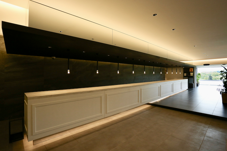 5th Floor Entrance